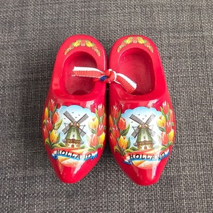 Handmade Mini Red Wooden Clogs Vintage Shoes Holland Flag Flowers Tulip Collect