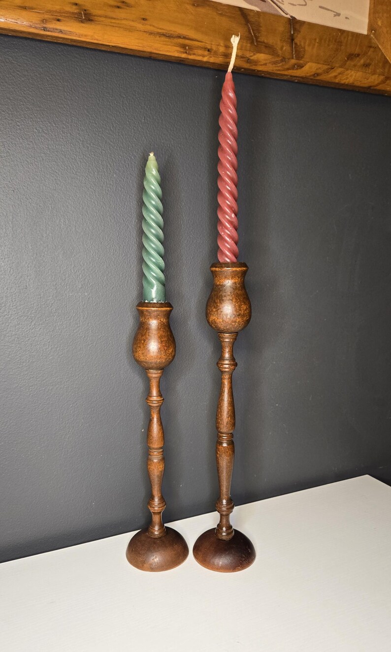 Set of 2 Vintage Turned Wood / Antique Wood Candlestick Holders Spindle ...