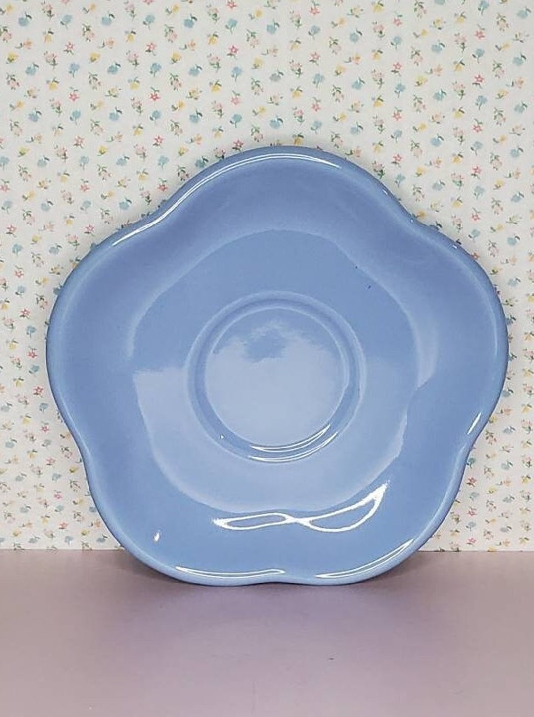 Vintage of Gerald E. Henn Pottery Periwinkle Blue Petal Dish