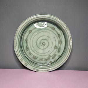 Vintage Studio Pottery Pie Plate, Handmade Green Stoneware Baking Dish, Artisan Ceramic Pie Pan, Rustic Farmhouse Kitchen Decor