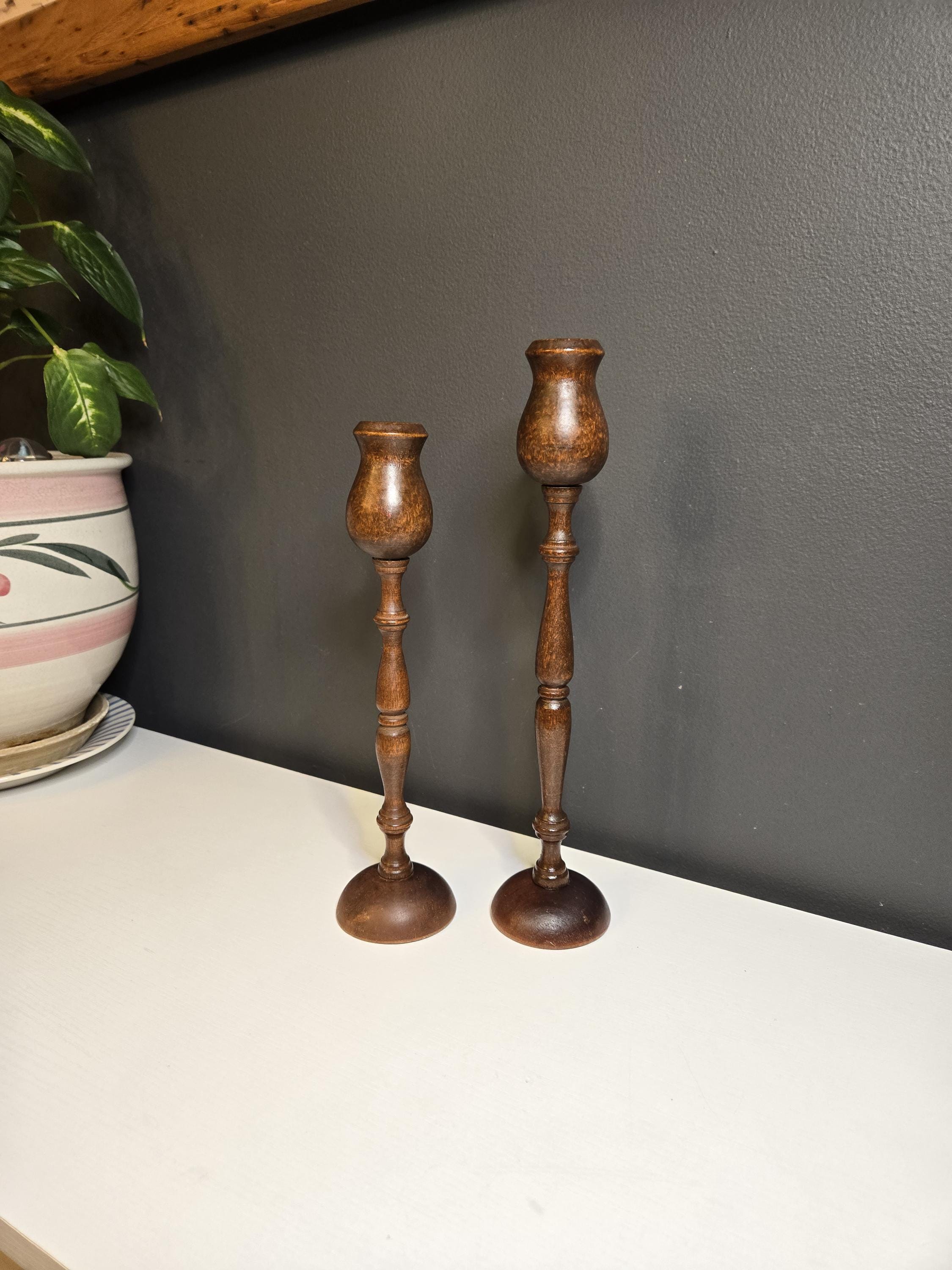Set of 2 Vintage Turned Wood / Antique Wood Candlestick Holders Spindle ...