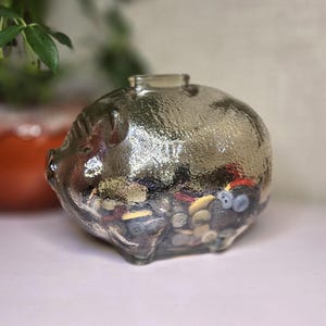 Large Vintage Anchor Hocking Depression Glass Piggy Bank, Pale Orange Carnival Glass Pig Shaped Bank with Colorful Vintage Button Collection