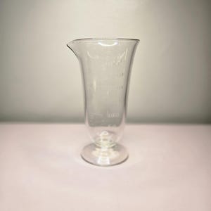 Vintage 6 1/2&quot; Etched Glass Antique Measuring Beaker