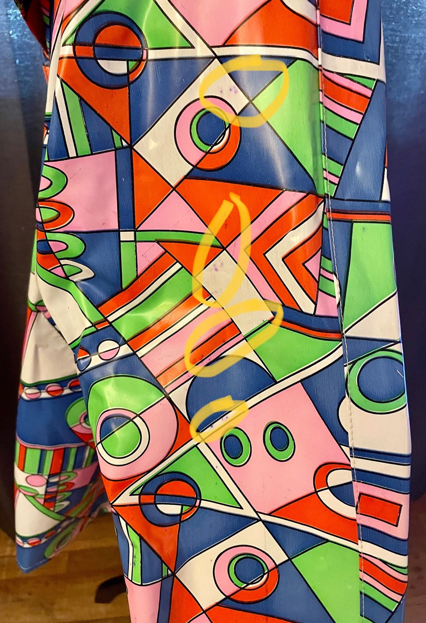 1990s Iris Mansard Rain Coat with Geometric Patterns