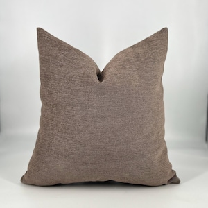 Brown Textured Throw Pillow Cover, Modern Farmhouse Cushion Cover, Neutral Decorative Pillow for Sofa Couch, Warm Taupe Brown Pillow