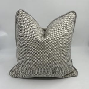 Federa per cuscino in lino spesso intrecciato grigio e bianco, cuscino con bordino in ciniglia grigia, cuscino strutturato intrecciato grigio e bianco, regalo di inaugurazione della casa