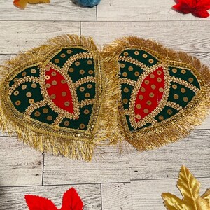 Green Leaf Pair