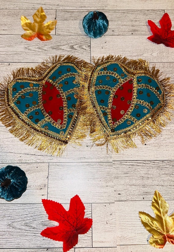 Mehndi Decor, Paan Ka Patta, Uptan, Haldi, Mayoon, Paan Leaves, Shaadi decor, Pakistani wedding , Indian Wedding, Saadi, Dholki Decor