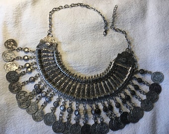 Collar de monedas vintage
