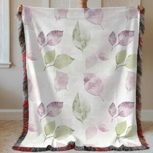 Floral Leaf Woven Blanket: Cozy Cotton Throw with Fringed Edges