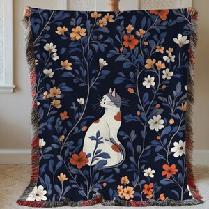 Colorful Cat Woven Blanket: Whimsical Floral Feline Throw