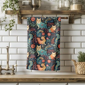 Bohemian Paisley Tea Towels - Decorative Kitchen Towels, Farmhouse Dish Cloths, Unique Hand Towels, Vintage Dish Towels, Floral Tea Towel