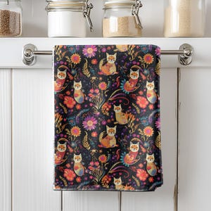 Bohemian Paisley Tea Towels - Decorative Kitchen Towels, Farmhouse Dish Cloths, Unique Hand Towels, Vintage Dish Towels, Floral Tea Towel