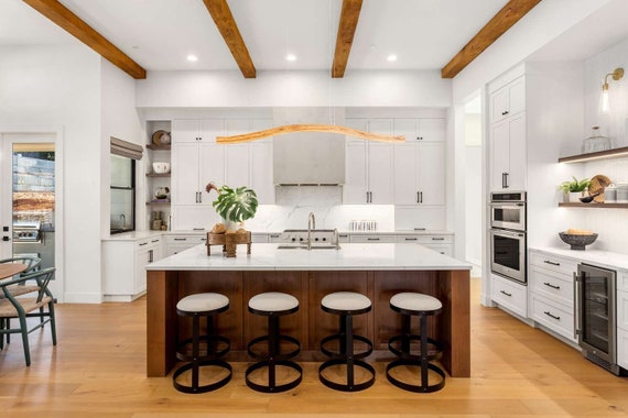Wood Pendant Lamp Linear Pendant Light Modern Chandelier