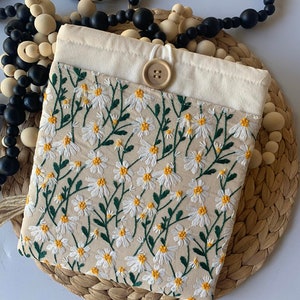 White and Beige Daisy Book Sleeve with Pocket, Embroidered Book Cover,  Ereader, Padded Book sleeve, Tablet Sleeve Protector, Book Jacket