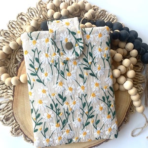 White Beige Daisy Embroidered Book Sleeve, Padded kindle sleeve, EReader sleeve, bible cover, book protector, iPad sleeve, bookish gifts