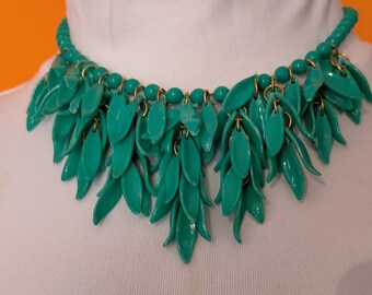 Vintage necklace, collar, 50s ,60s, cóctel glam increíble diseño verde esmeralda pin up rockabilly mod