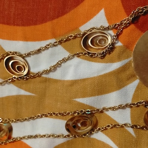 Vintage chain belt for women, golden chain belt, pop art, mod, sixties