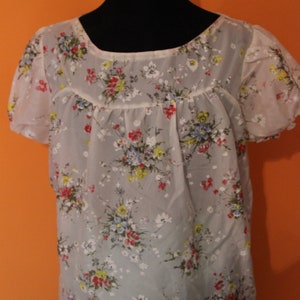Vintage blouse, 60s, romantic blouse, short sleeve, flowers