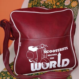 Vinyltasche, Rollertasche, Retro Tasche, Vinyltasche, Scooterist, Retro Tasche, smartandclean, vegan, weinrot