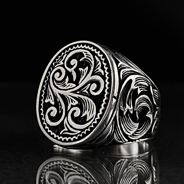 Hand Engraved Ring - Etsy