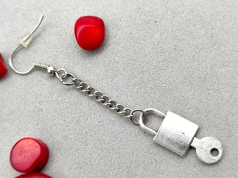 Lock Enc Keychain Lock and Key Chain Earring: Punk Gothic Jewelry (single) - Etsy