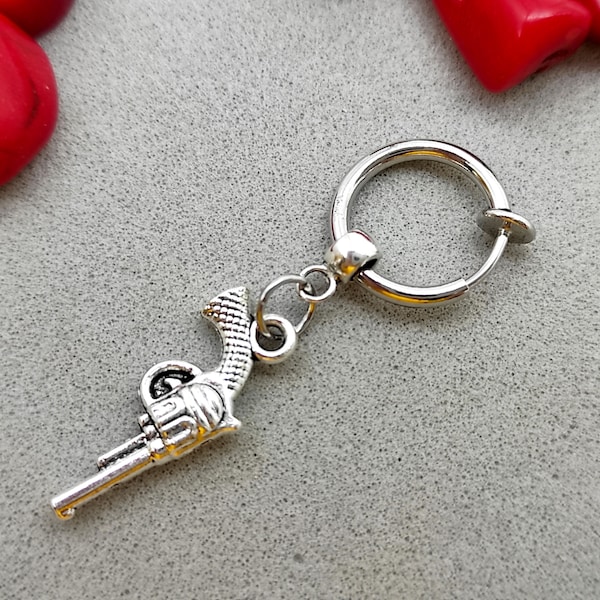 Clip d’arme à feu sur boucle d’oreille, Pistolet en argent, Bijoux pour hommes, Clip sur boucle d’oreille, Cadeau pour hommes, Bijoux de gang, Idée cadeau, Boucle d’oreille d’arme, Bijoux d’arme à feu