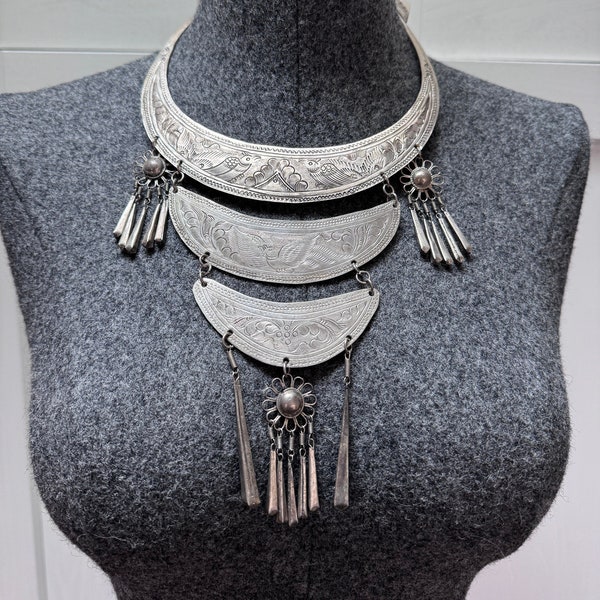 Vintage Hmong Miao Silver Plate Necklace Bib Choker ceremonial