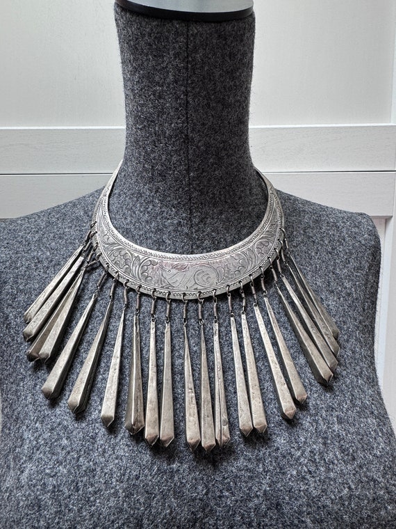 Vintage Hmong Miao Silver Plate Necklace Bib Chok… - image 1