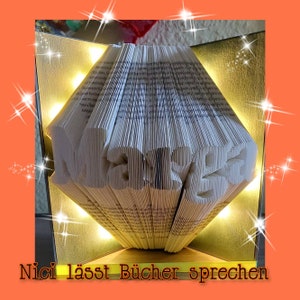 Gefaltetes Buch Name, Namensbuch, Handmade, Wunschname, Nachtlicht, Led, beleuchtet