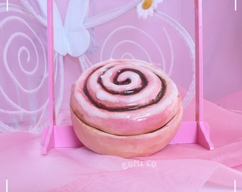 Pretty Cinnamon Roll Foodie Jewelry Box / Stash Box