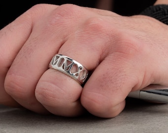 Roman Numeral Custom Name Ring - Personalized Men&#39;s Ring - Unique Gift for Him - Timeless Men&#39;s Jewelry- Unique Customizable Men&#39;s Ring