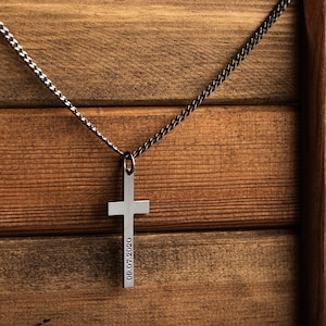 Collar de cruz personalizado - Collar cruzado de oro para hombres - Regalo personalizado del Día del Padre - Collar cruzado grabado personalizado