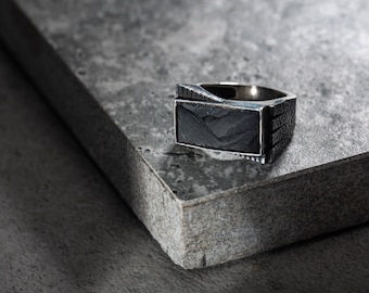 Elegante anillo de ónix de plata de ley - Sofisticada banda rectangular de piedra negra - Regalo memorable del día del padre/graduación para él