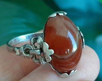 Bague cabochon en agate naturelle en argent sterling des années 1910, Marque américaine Clark & Combs