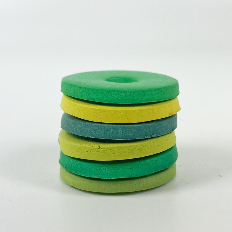 Disc Color Mix Polymer Clay Color Mixing Tutorial | St. Patrick's Day Greens Color ...