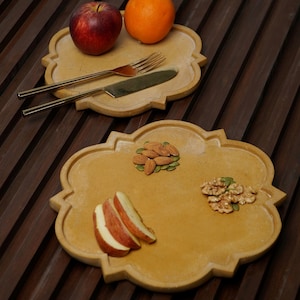 Elegant Serving Tray Set of 2 Marble Flower-Shaped Platters for Home Decor & Entertaining Table Centerpiece