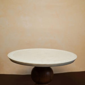 StoneGrace Cake Platter for Elegant Dessert Display, Marble Serving Tray, Wedding & Party Decor, Stylish Stone Cake Stand