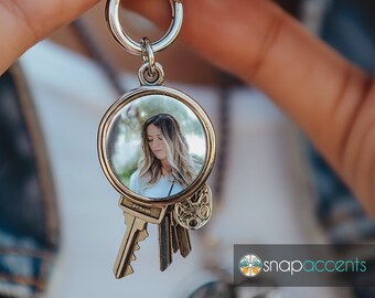 Customizable Leather Snap Keychain - Holds 3 Interchangeable 18mm/20mm Charm Buttons, Ginger Snap Compatible - View #2