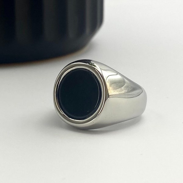 Round Onyx Signet Ring - Mens silver and black Circle signet ring - Stainless Steel Rings for men - mens jewelry - mens jewellery