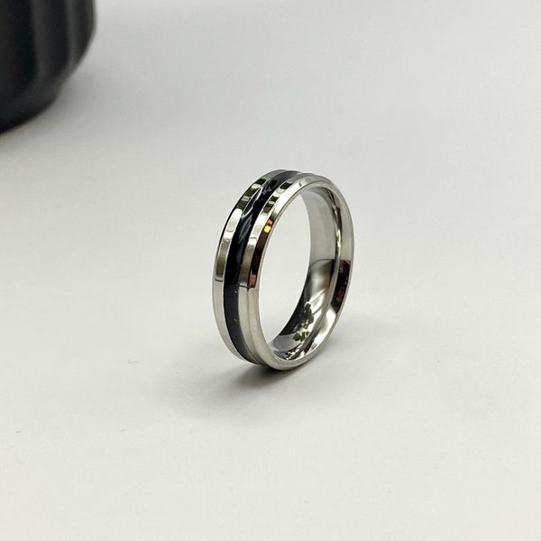 Silver Striped Ring - Mens Stainless Steel Band - Black Silver Striped Ring - Lined Ring - Basic Minimalistic Ring - Unisex Detailed Ring