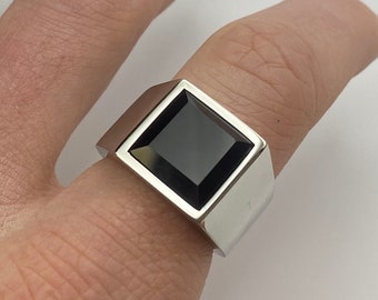 Square Signet Ring - Mens silver and black Onyx signet ring - Stainless Steel Signet Ring - mens minimalistic silver jewellery - Pinky Ring