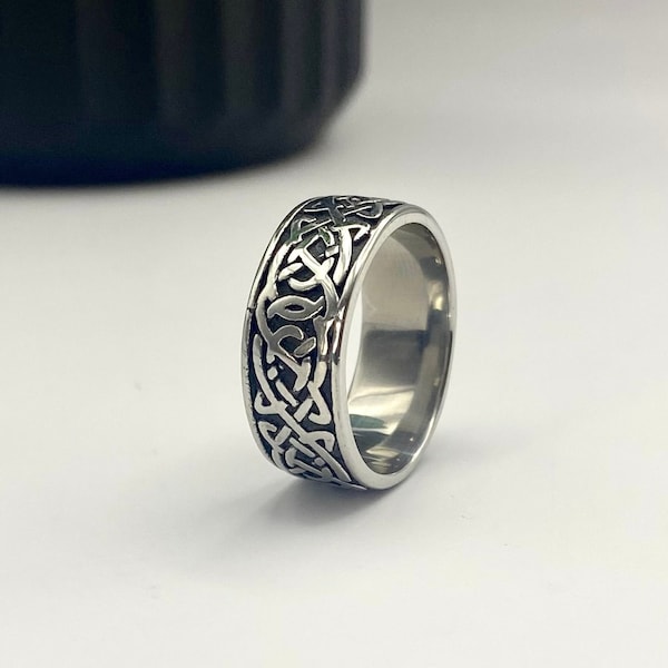 Keltischer Knoten Ring - Edelstahl Bandring - Schwarz und Silber Herrenschmuck - Herren Silber Ring - Twisted Pattern Ring