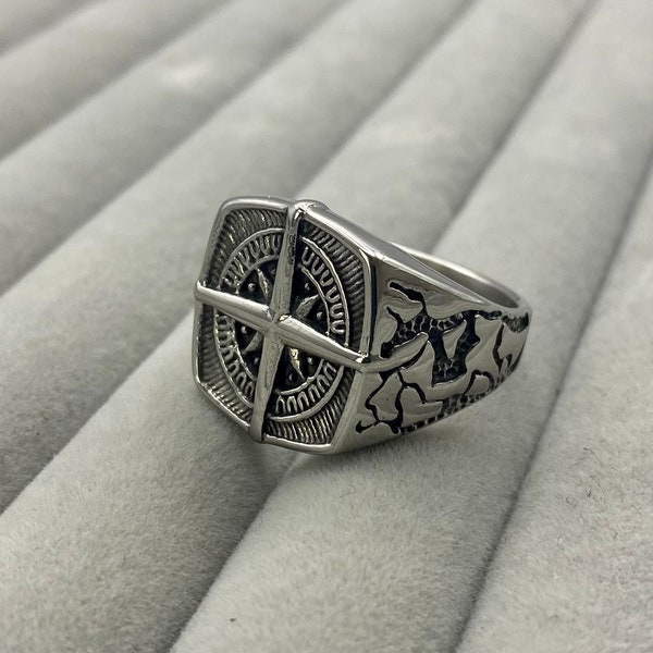 Silver Compass Signet Ring - Stainless Steel Arrow Band -  Statement Viking Signet Ring - Mens Nautical Silver Jewellery - Mens Diamond Ring