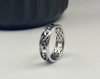 Steel Vintage Twisted Ring - Mens Rustic Band - Geometric Style Vintage Ring - Male Band Ring - Silver Rustic Pattern Ring