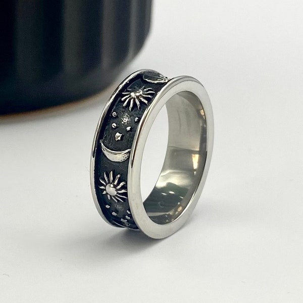 Moon and Stars Ring -  Universe Pattern Stainless Steel Ring Silver and Black Night Sky Ring - Unisex star Ring - Solar system ring