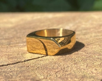 Mens gold plated signet ring deals
