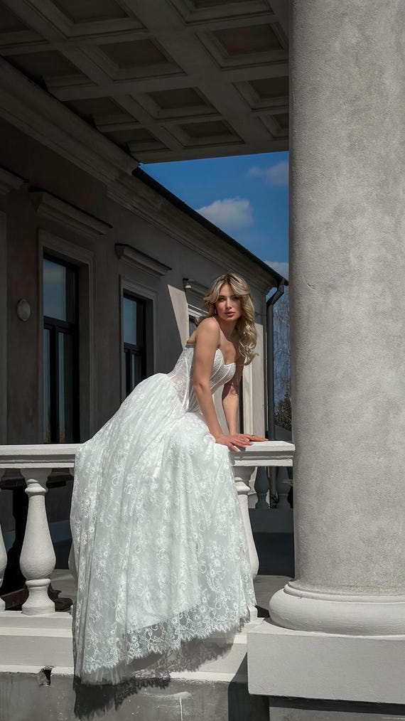 wedding dress lace sweetheart neckline Casablanca Bridal 2544 Geneve Wedding Dress Fit And Flare Illusion Bodice Off The Shoulder Sweetheart Neckline Floral Lace Appliques Wedding Gown 22 /