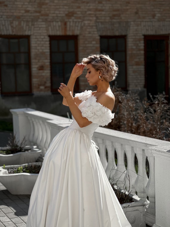 Off Shoulder A-line Ivory Satin Wedding Dresses, Bridal Gown Off Shoulder A-line Ivory Satin Wedding Dresses, Bridal Gown