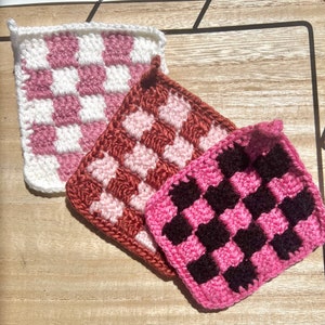 Crochet Coaster, Checkered Coaster, Pink Set of 3